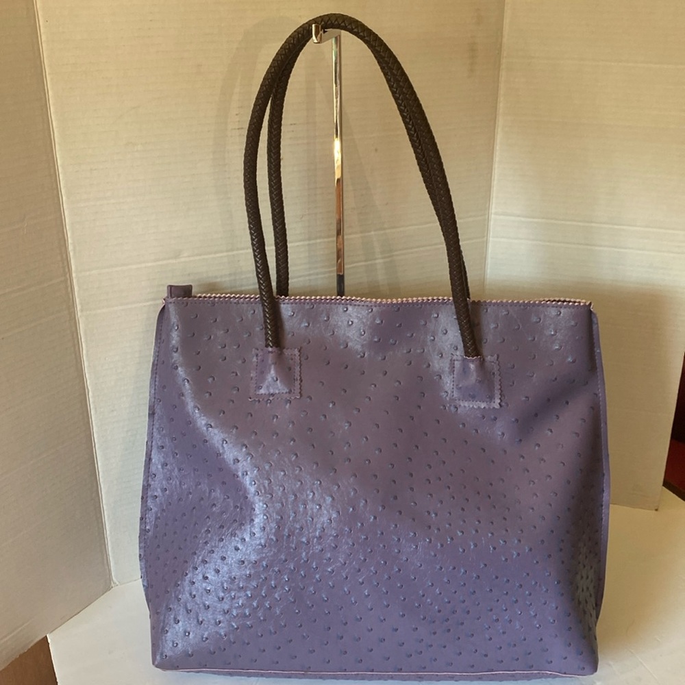 VGUC. Quality, vegan leather purple ostrich print tote.